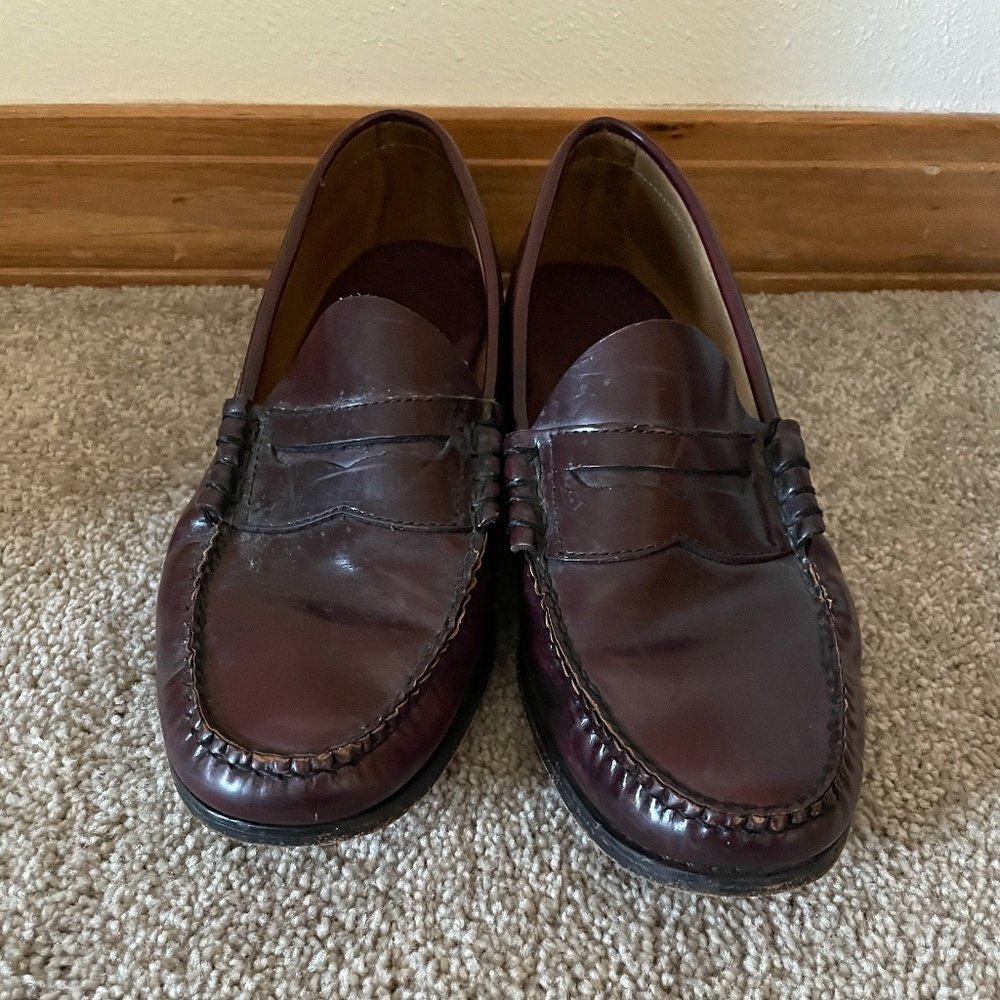 G.H. BASS & CO Burgundy Larson Weejuns Loafers